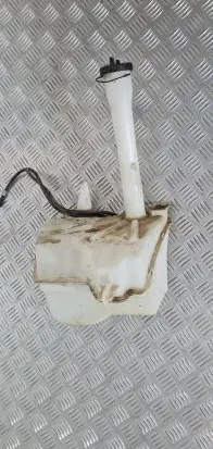 Ford Maverick Windshield washer fluid reservoir/tank