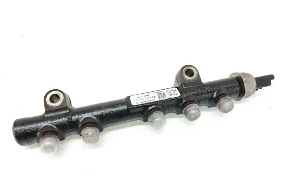 Volvo V40 Fuel main line pipe 9685297580 9670076780 28497Z01