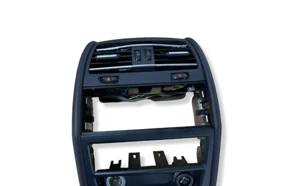 BMW 7 F01 F02 F03 F04 Rear air vent grill 911824906