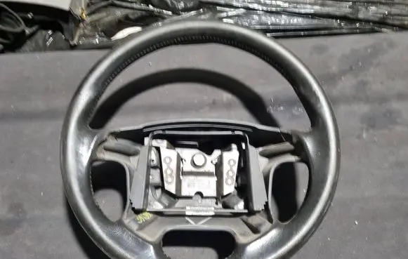 Volvo V70 Steering wheel 30643383