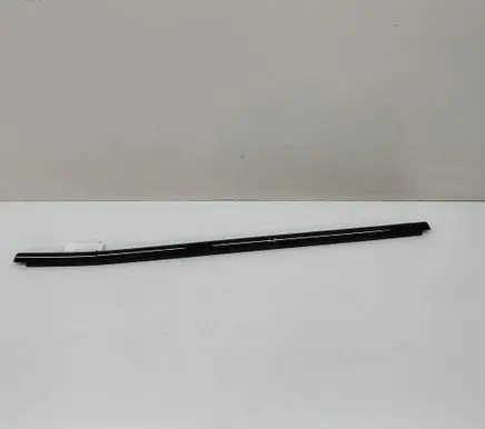 BMW X5 G05 Rear door glass trim molding 7444068