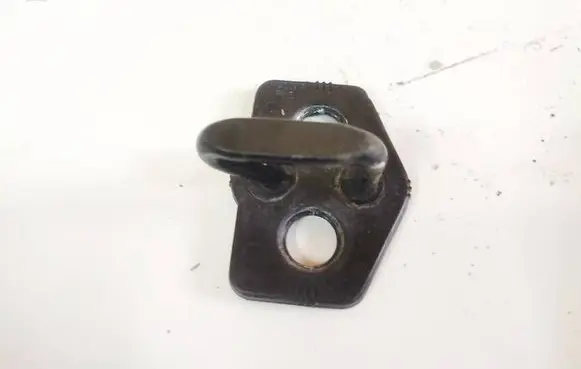 Volvo XC70 Front door lock loop/hook striker 