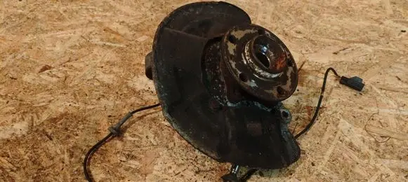 Volvo S60 Front wheel hub