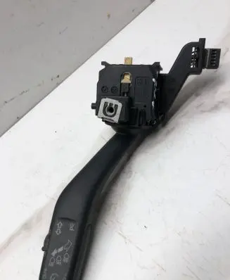 Volkswagen Golf V Indicator stalk 1K0953513F 01103511 10311180145099