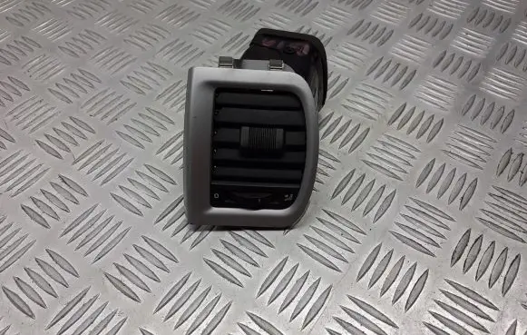 Skoda Fabia Mk2 (5J) Dashboard side air vent grill/cover trim 5J0819701
