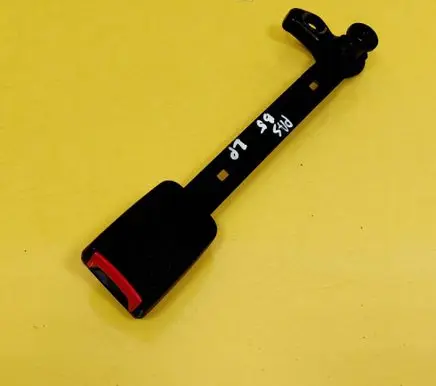 Volkswagen PASSAT B5 Front seatbelt buckle 3B0858471