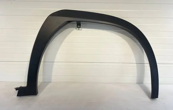 Lexus UX Front arch trim 7560176010