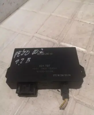 Peugeot 607 Parking PDC control unit/module 9629825080 9629826399