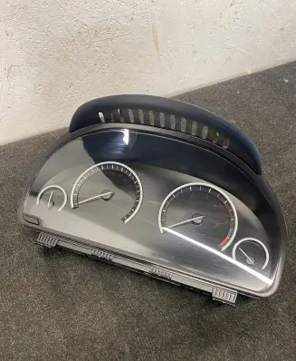 BMW X5 F15 Speedometer (instrument cluster) 6991349