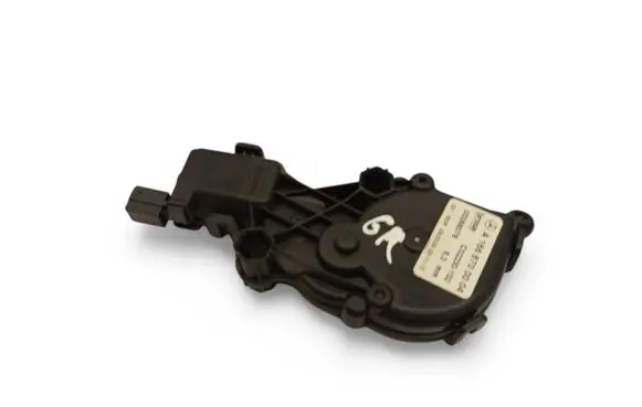 Mercedes-Benz GL X166 Vent window/glass motor A1666700004