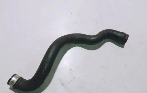 Mercedes-Benz E W211 Engine coolant pipe/hose A2115010782