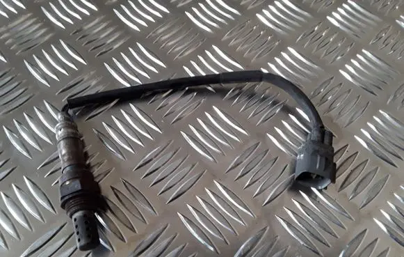 Toyota Avensis T220 Lambda probe sensor 8946520790