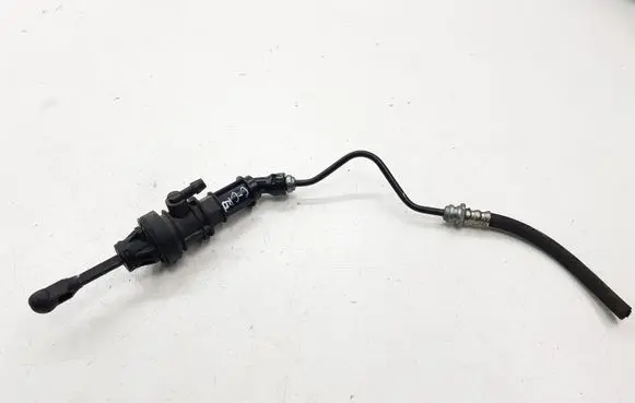Citroen C-Crosser Clutch master cylinder MN100486