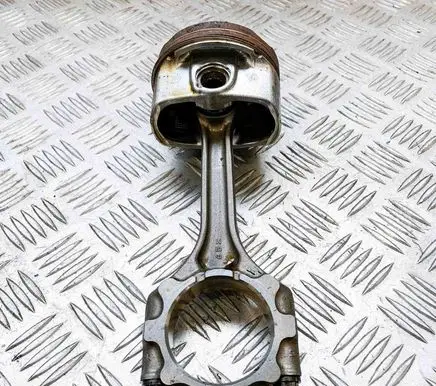 Toyota Camry Piston 1320139226A0 0V010