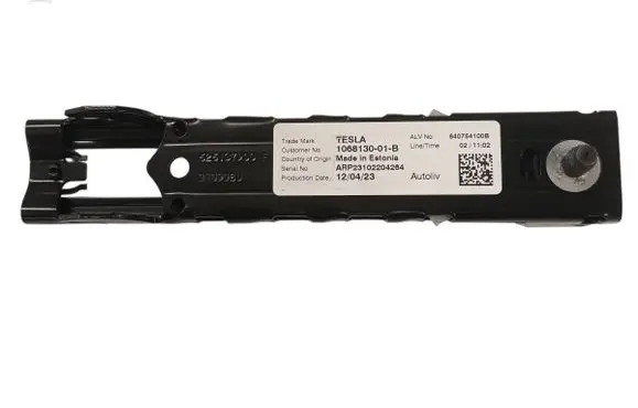 Tesla Model Y Seat belt adjustment rail 106813001B