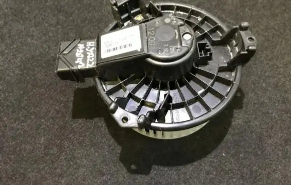Honda Jazz Heater fan/blower 7n18