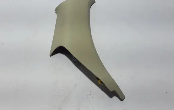 (D)pillar trim (top)