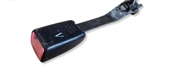 Suzuki Ignis Front seatbelt buckle E034501 B480