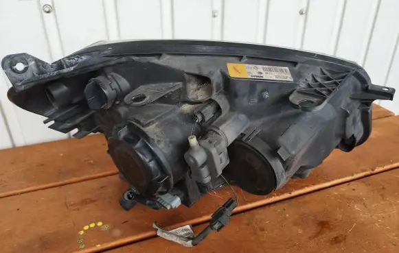 Nissan Qashqai Headlight/headlamp 26060BR00A