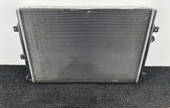 Audi TT TTS Mk2 Coolant radiator 1K0121251AB