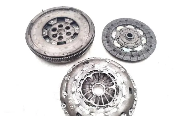 Audi A3 S3 8P Clutch set kit 415043110