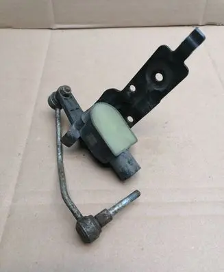 Audi A6 S6 C6 4F Headlight/headlamp level sensor 1T0907503