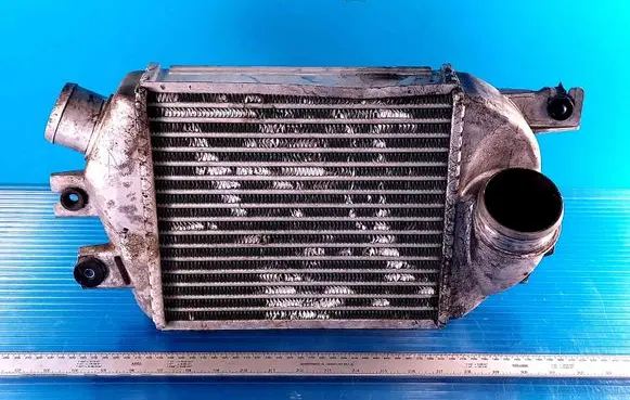 Subaru Forester SH Intercooler air channel guide 21821AA050