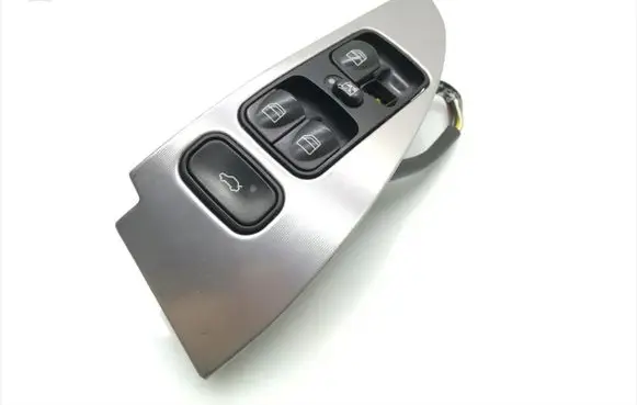 Volvo V50 Electric window control switch A2037272028