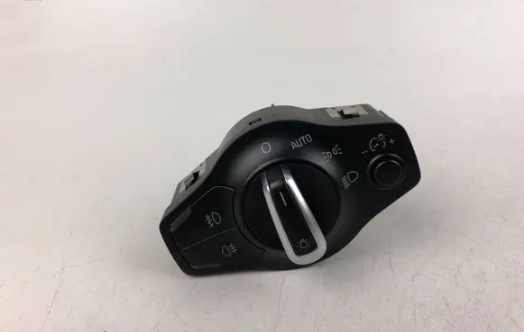 Volkswagen PASSAT B6 Light switch 8K0941531AS