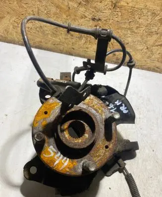 Hyundai i20 (PB PBT) Front wheel hub
