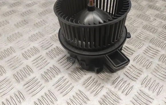 Audi Q5 SQ5 Heater fan/blower 4M1820021B