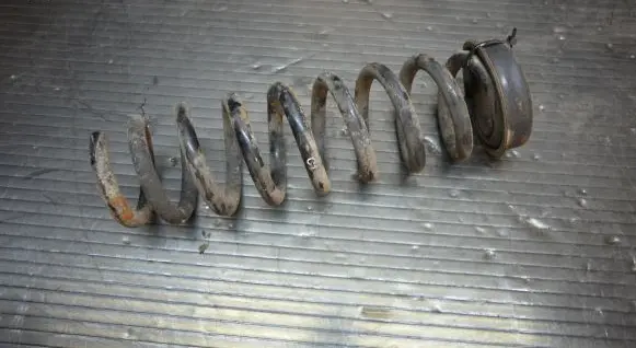 BMW 1 E81 E87 Rear coil spring