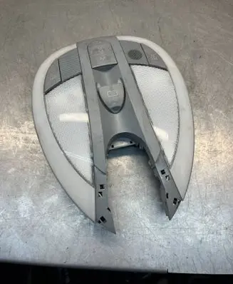Mercedes-Benz E W211 Front seat light A2118205401