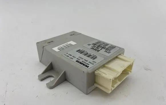 BMW 5 F10 F11 Air suspension control unit module (rear) 6798937 004011006 004002000