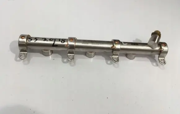 Audi A5 Fuel main line pipe 06M133315L
