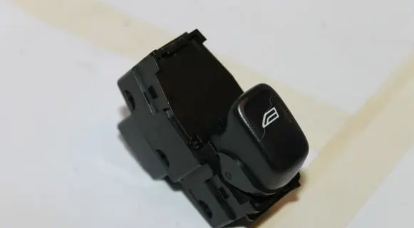Volvo S60 Electric window control switch 30658696