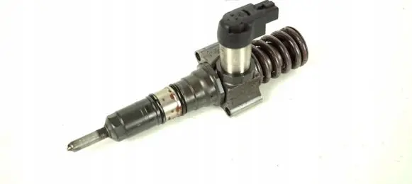 Audi A3 S3 8P Fuel injector 03G130073S
