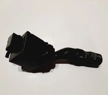Honda Jazz Tailgate/trunk/boot open switch IV123KB12