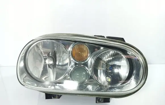 Volkswagen Golf IV Headlight/headlamp