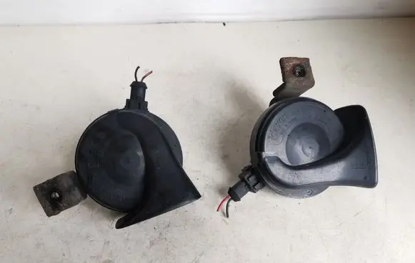 Volvo S80 Horn signal 0091001