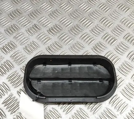 Audi Q5 SQ5 FY Quarter panel pressure vent 6R0819465C