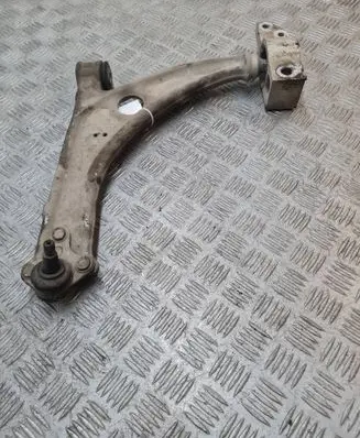 Volkswagen PASSAT B6 Front lower control arm/wishbone 3C0407153B