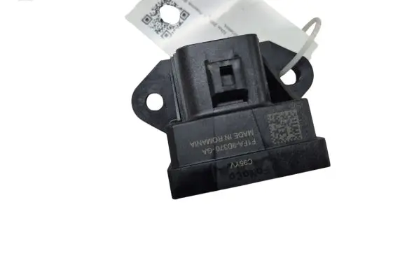 Ford Focus Glow plug pre-heat relay F1FA9D370GA