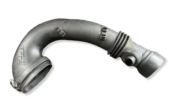 BMW 5 E60 E61 Turbo air intake inlet pipe/hose 7786013 108667102