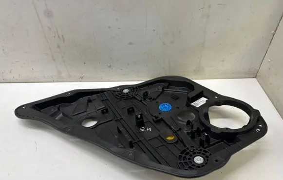 KIA Niro Rear window lifting mechanism without motor 83470AT000