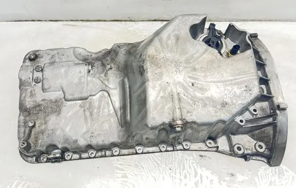 Mercedes-Benz C W204 Oil sump R6460142102
