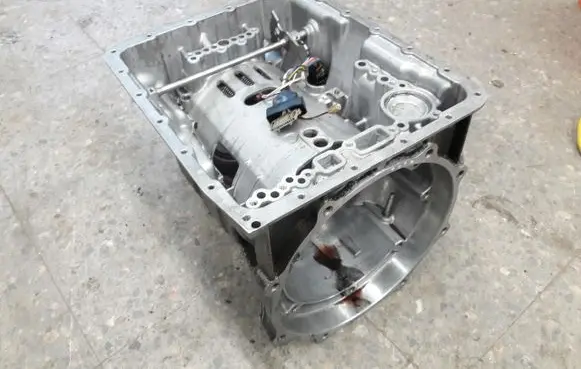 Nissan Navara D40 Other gearbox part Obudowa