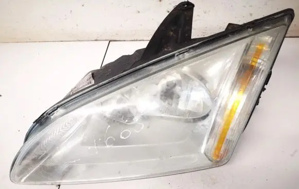 Ford Focus Headlight/headlamp 4m5113w030ad 4m51-13w030-ad