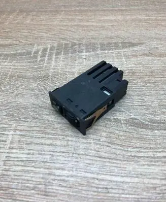 BMW 5 E39 Seat heating switch 8352259 03055000