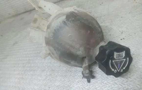 Citroen C2 Coolant expansion tank/reservoir 9652621280